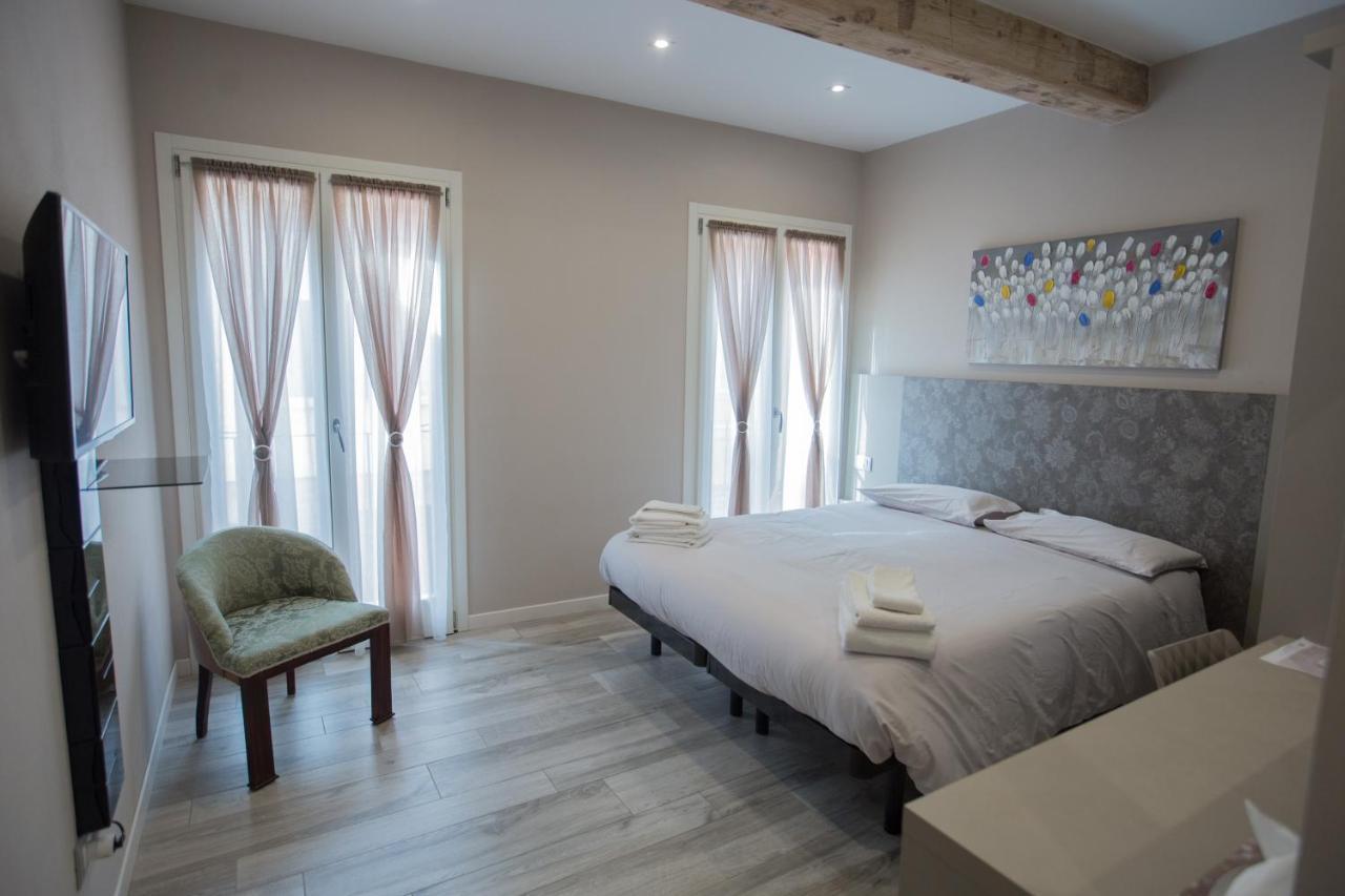 Lanterna Room&Breakfast Carpi Eksteriør billede