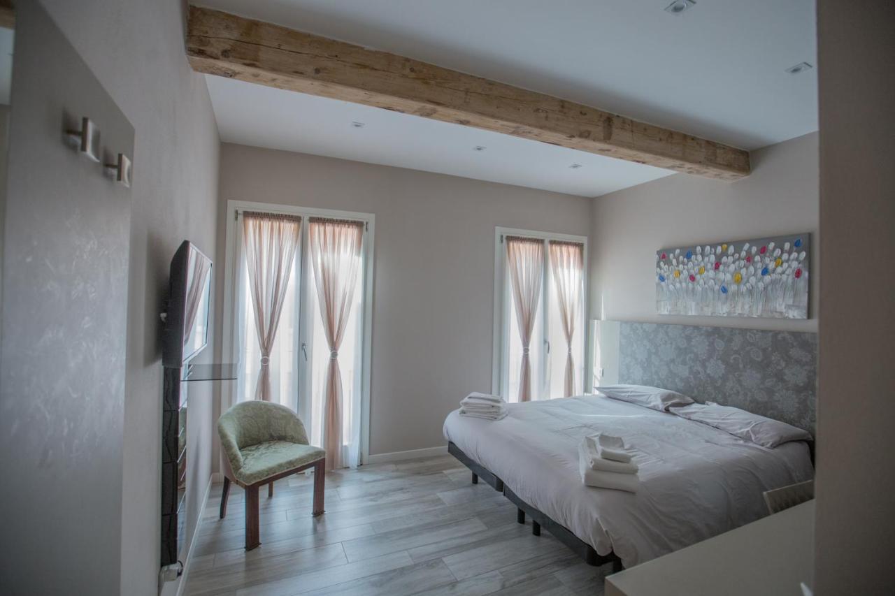 Lanterna Room&Breakfast Carpi Eksteriør billede